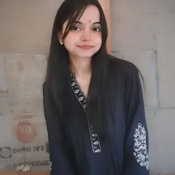 Shreya singh Tutor From Aliganj Lucknow