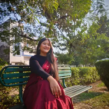 Shamita Singh  Tutor From Aliganj Lucknow