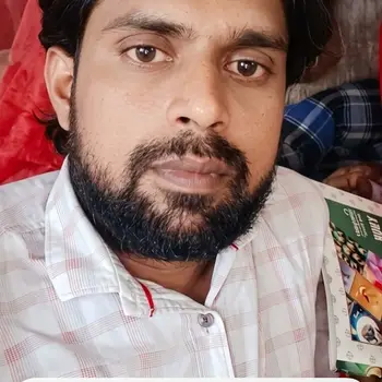 Alok Physics Home Tutor in Indira Nagar Lucknow with 12 Years Experience