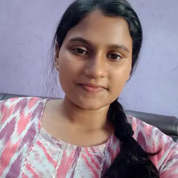 Priyanshi Srivastava  Tutor From Alambagh Lucknow