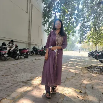 Chhavi patel  home tutor From Daliganj Lucknow