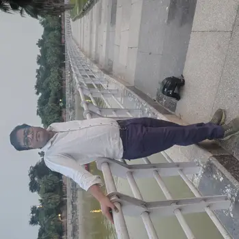 Piyush Tewari Tutor From Charbagh Lucknow