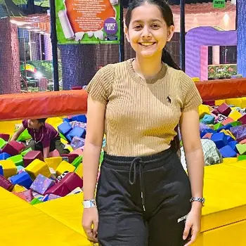 Kamal Preet Kaur Economics Home Tutor in Alambagh Lucknow with 5 Years Experience