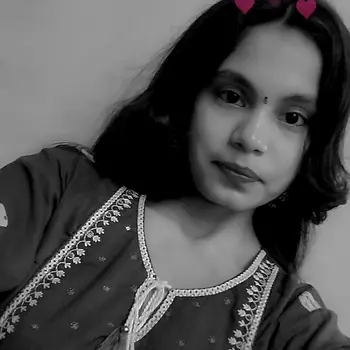 Yashi Bhardwaj Tutor From Gomti Nagar Lucknow