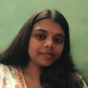 Shweta Yadav Biology Home Tutor in Hazratganj Lucknow with 2 Years Experience
