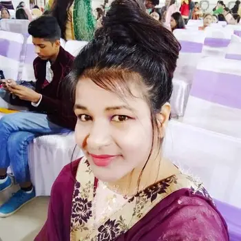 Bushra Parveen Maths Home Tutor in Aliganj Lucknow with 7 Years Experience