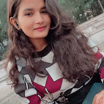 Shruti yadav Tutor From Aashiana Lucknow