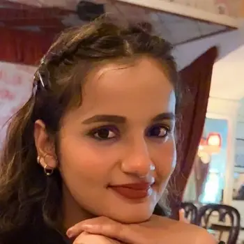 Alankrita Tripathi Maths Home Tutor in Aliganj Lucknow with 3 Years Experience