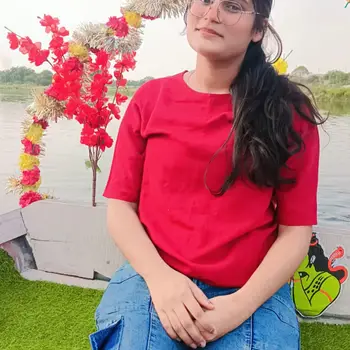 Sakshi Bajpai all-subjects Home Tutor in Aliganj Lucknow with 6 Years Experience