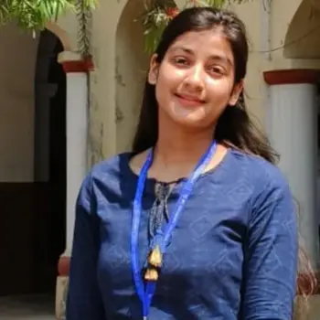 Vidhi mishra  Tutor From Chinhat Lucknow