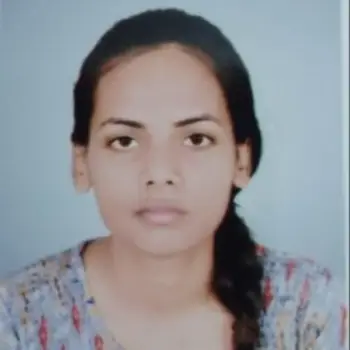 Shashi Chaudhary Maths Home Tutor in Aliganj Lucknow with 2 Years Experience