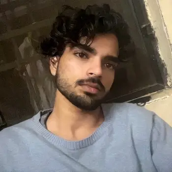 Harshit Sharma Maths Home Tutor in Kursi Road Lucknow with 2 Years Experience