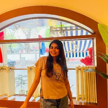 Anjali Vishwakarma English Home Tutor in Alambagh Lucknow with 2 Years Experience