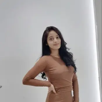 Pooja sharma Maths Home Tutor in Aliganj Lucknow with 3 Years Experience