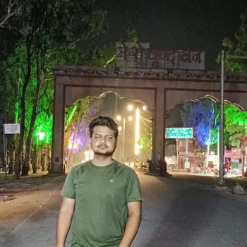 Nirdesh Kumar  Tutor From Aliganj Lucknow