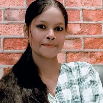 Saloni Verma  Tutor From Kalyanpur Lucknow