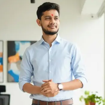 Saurav Yadav Maths Home Tutor in Daliganj Lucknow with 5 Years Experience