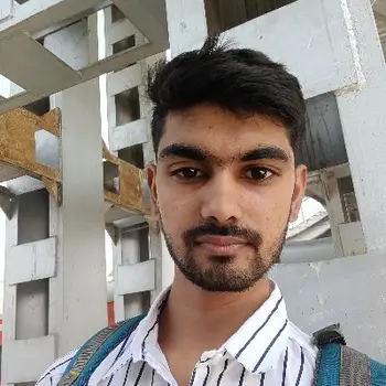 Devanand Tiwari Maths Home Tutor in Chinhat Lucknow with 2 Years Experience