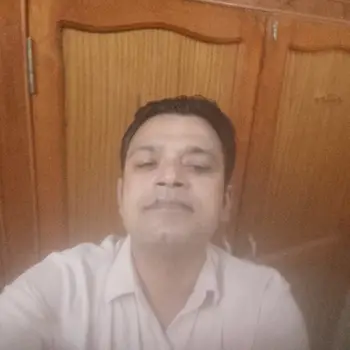 Javed zaidi  Tutor From Balaganj Lucknow