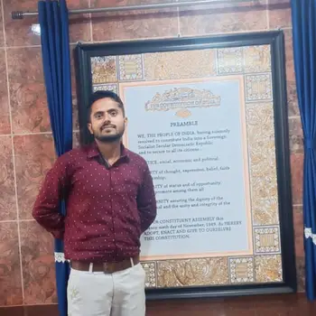 Mahipal Singh  Tutor From Aliganj Lucknow