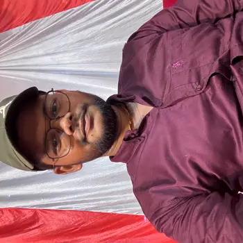 Divyansh Vishwakarma Physics Home Tutor in Gomti Nagar Lucknow with 3 Years Experience