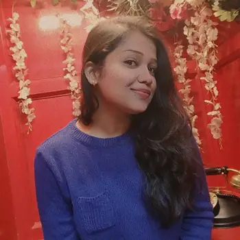 Vartika Singh  Tutor From Triveni Nagar Lucknow