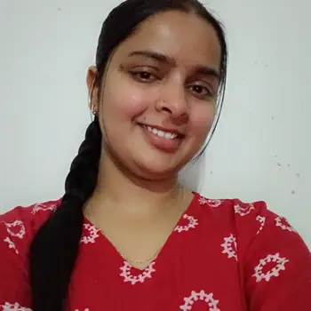 Minakshi all-subjects Home Tutor in Arjunganj Lucknow with 2 Years Experience