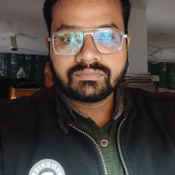 Ajay kumar Dewabanshi  Tutor From Aliganj Lucknow