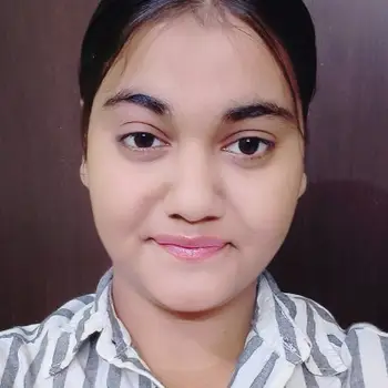 Soumya dixit English Home Tutor in Fazullaganj Lucknow with 2 Years Experience