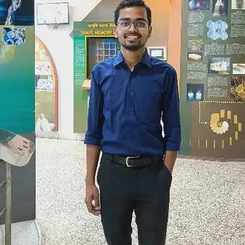 Anshu Mishra Computer Home Tutor in Madion Lucknow with 300 Years Experience