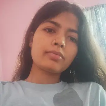 Mahima Pathak Maths Home Tutor in Kalyanpur Lucknow with 5 Years Experience