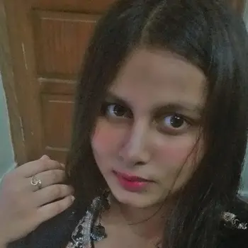 Eram Chemistry Home Tutor in Mahanagar Lucknow with 3 Years Experience