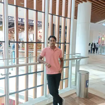 Yash Kumar  Tutor From Alambagh Lucknow