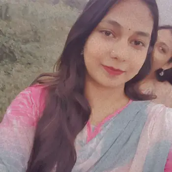 Riya Dubey home tutor From Faizabad Road Lucknow