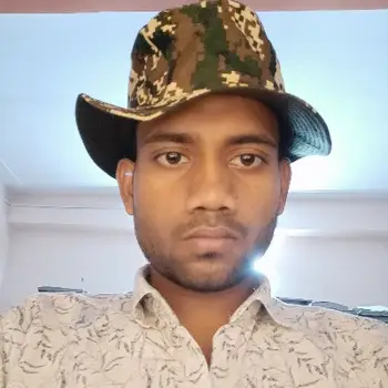 Sumit Kumar Maths Home Tutor in Balaganj Lucknow with 2 Years Experience
