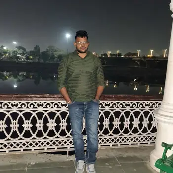 Aditya Pratap Singh  home tutor From Alambagh Lucknow