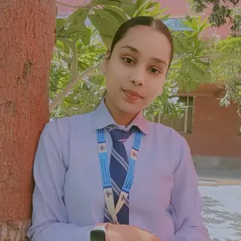 Riya Yadav Maths Home Tutor in Faizabad Road Lucknow with 1 Years Experience