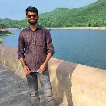 Raghavendra Singh Tutor From Aliganj Lucknow