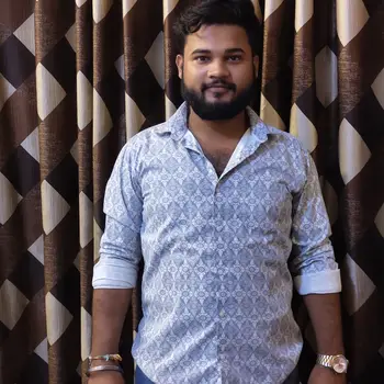 Himanshu Kasaudhan  Tutor From Aliganj Lucknow