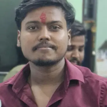 AYUSH PATEL Tutor From  Preeti Nagar Lucknow