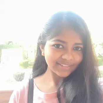 Shreya Srivastava Computer Home Tutor in BBD  Lucknow with 3 Years Experience
