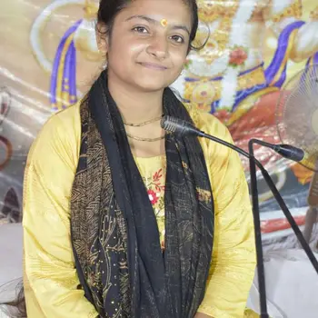 Kirti Dwivedi  Tutor From Alambagh Lucknow