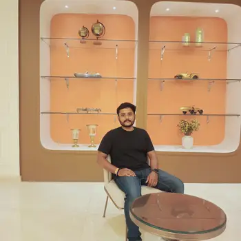 Aditya Vikram Singh  Tutor From Lekhraj Market Lucknow