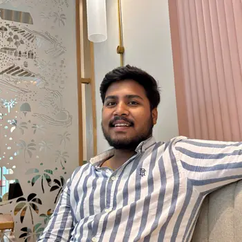Gaurav Pandey  Tutor From Adarsh Nagar Lucknow