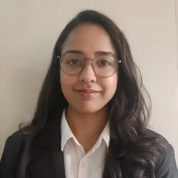 Prabhangi Kakoti English Home Tutor in Telibagh Lucknow with 2 Years Experience