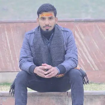 Anurag Mishra Maths Home Tutor in Rajajipuram Lucknow with 3 Years Experience