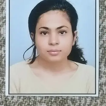 Prachi Kashyap Civics Home Tutor in Vikas Nagar Lucknow with 2 Years Experience