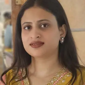 Sheetal Shukla Maths Home Tutor in Aliganj Lucknow with 2 Years Experience