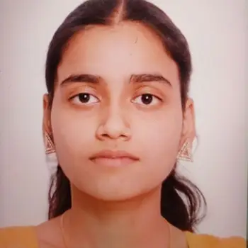 Sakshi Singh History Home Tutor in Vineet Khand Gomti Nagar Lucknow with 2 Years Experience