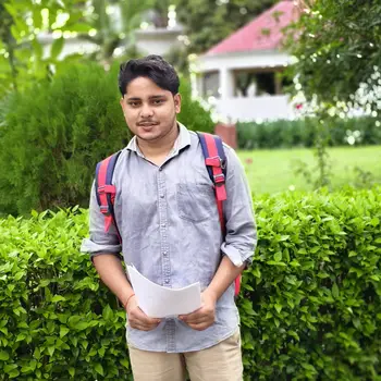 Adarsh Mishra  Tutor From IIM Road Lucknow